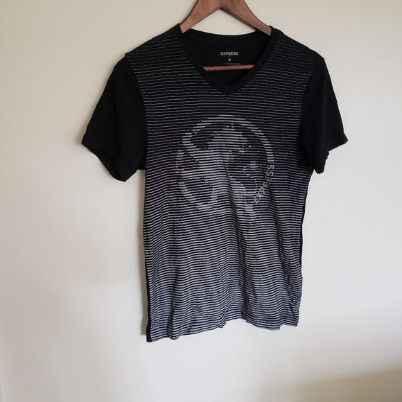 Express Y2K Lion Graphic T-Shirt Black Gray Stripe XS - Picture 6 of 6